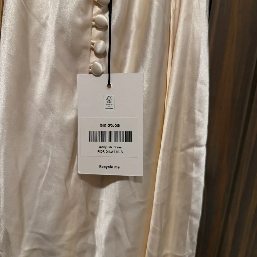 REFORMATION NWT Jeany Dress in Ivory - Picture 12 of 13